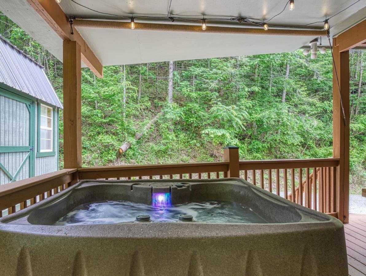 Great Location - Hot Tub - Dog Friendly Villa Sevierville Dış mekan fotoğraf